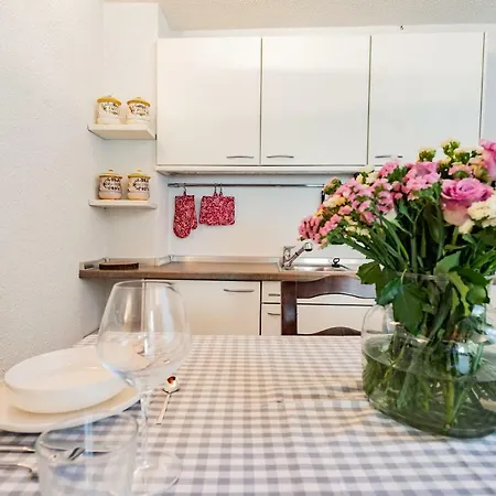 Vintage Chic By Rentallcomo Appartamento Côme